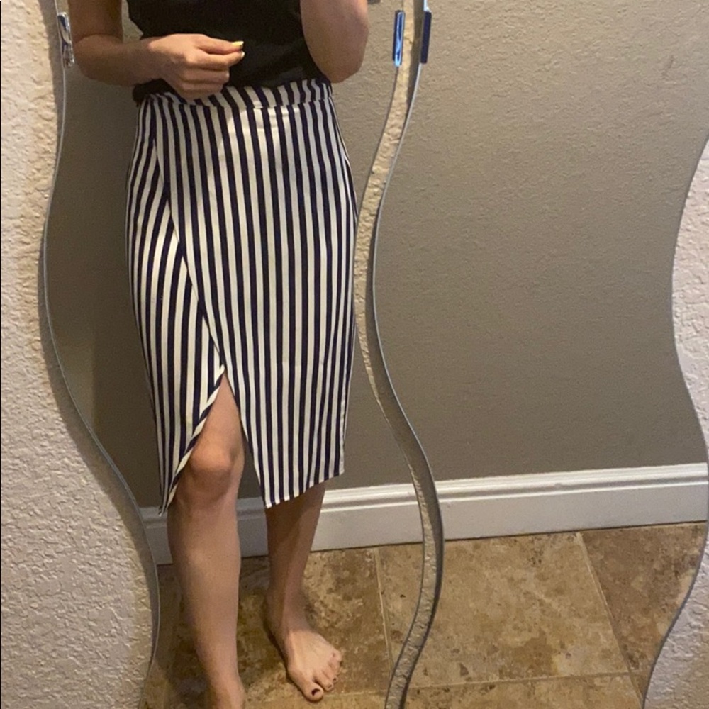 Leith Pencil striped navy blue/white skirt